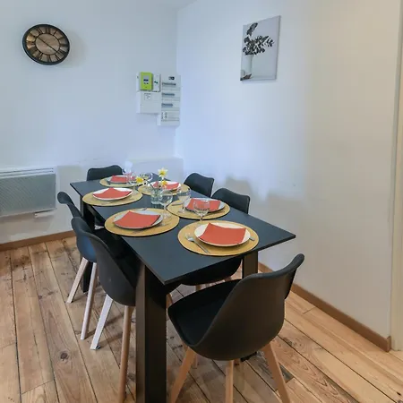 Grand - 4 Premium & Parking Inclus *