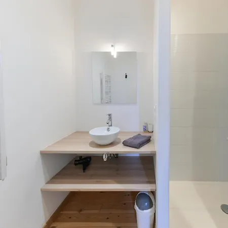 Coeur De Pau - Clim Et Parking - 4 Suites - 4 A 10P アパート ポー
